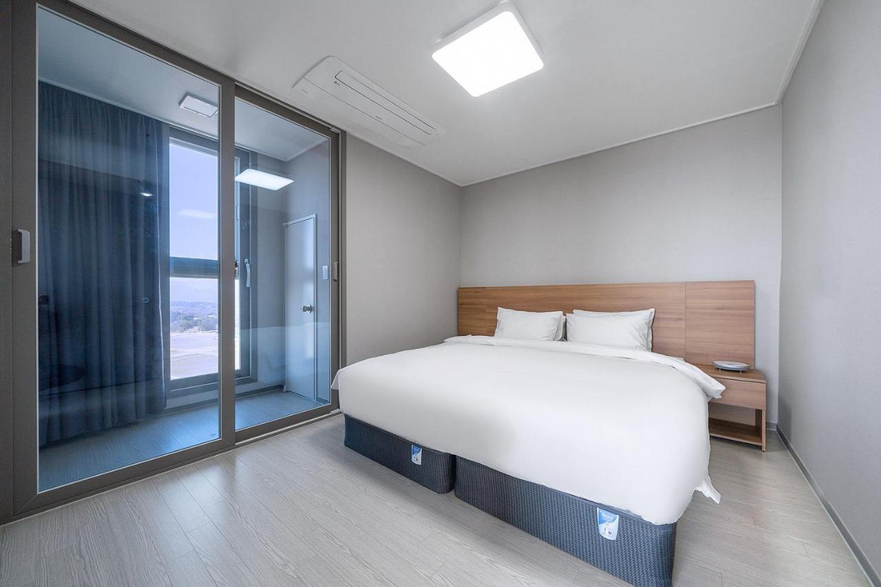 Gangneung Chonpines Ocean Suites Hotel Luaran gambar