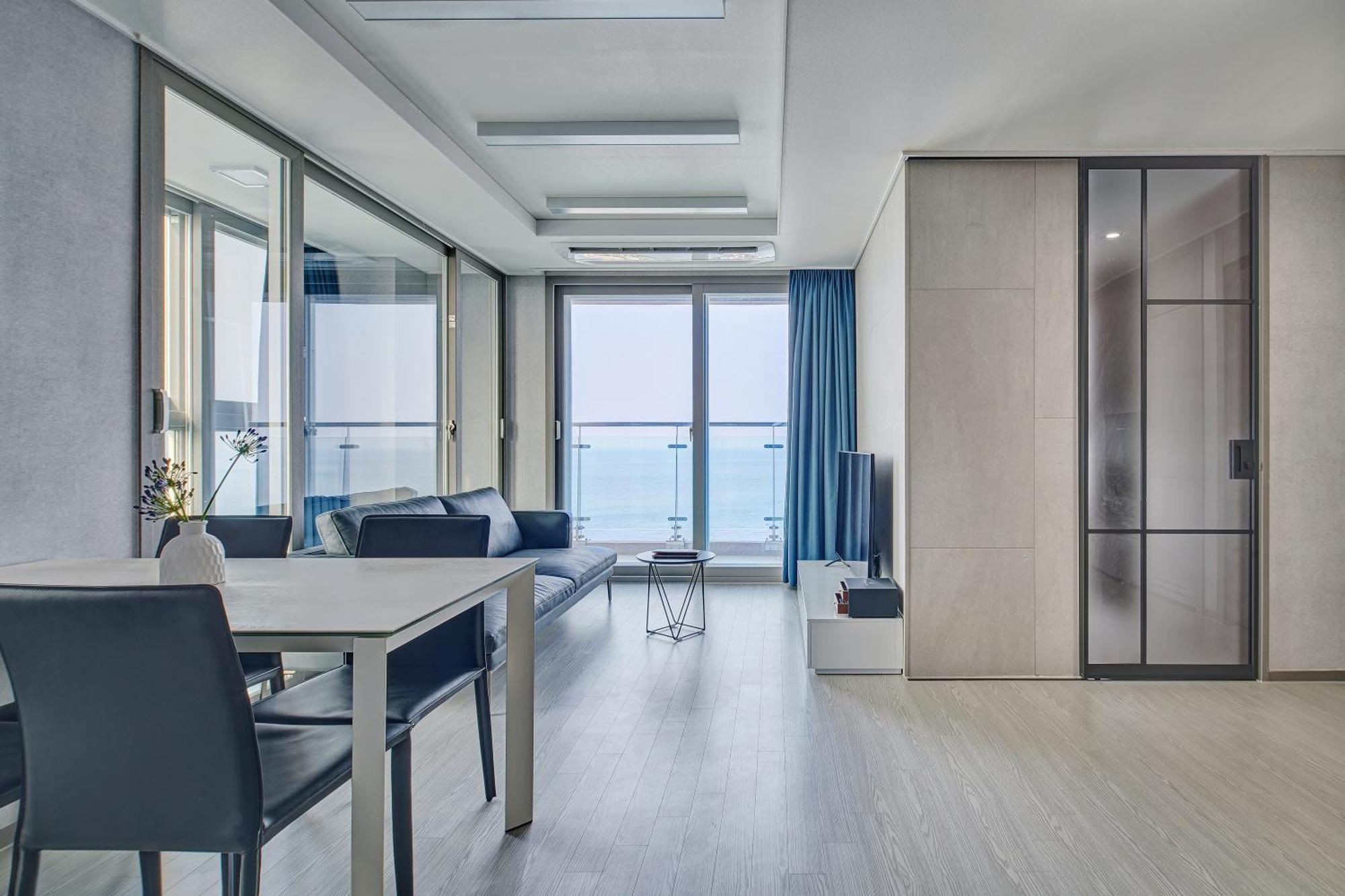 Gangneung Chonpines Ocean Suites Hotel Luaran gambar